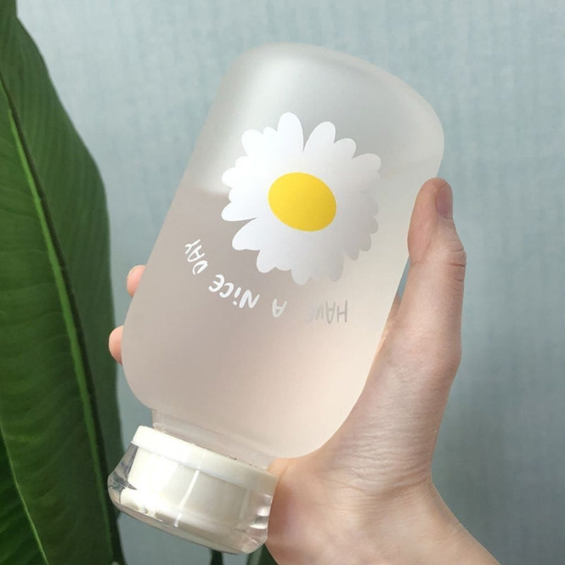 Gourde en Verre Design avec Paille