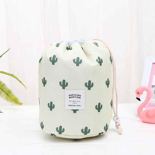 Trousse de Toilette Ronde Travel™ - Design Voyage