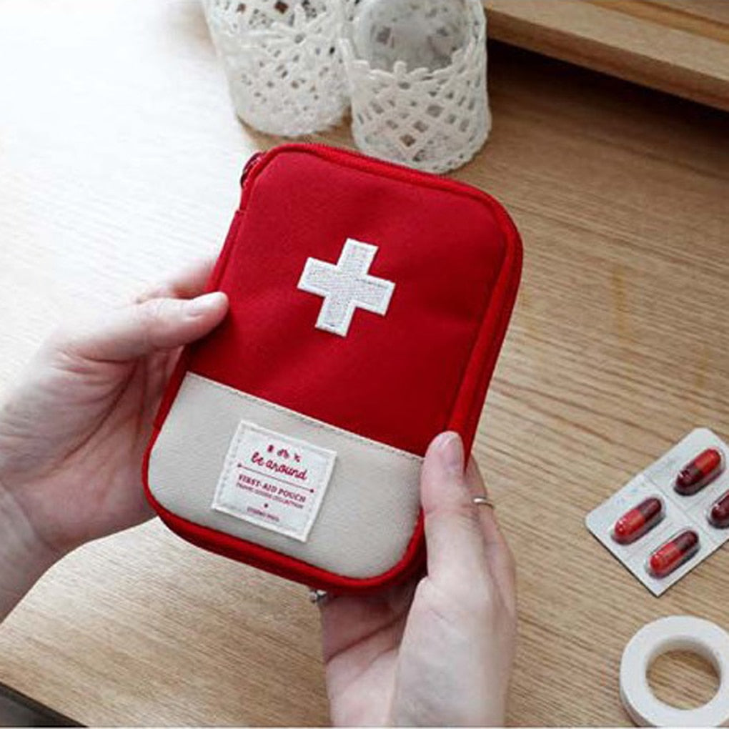 Trousse de Voyage First Aid Kit
