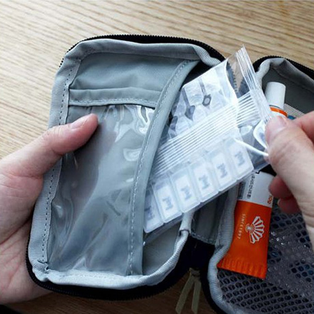 Trousse de Voyage First Aid Kit