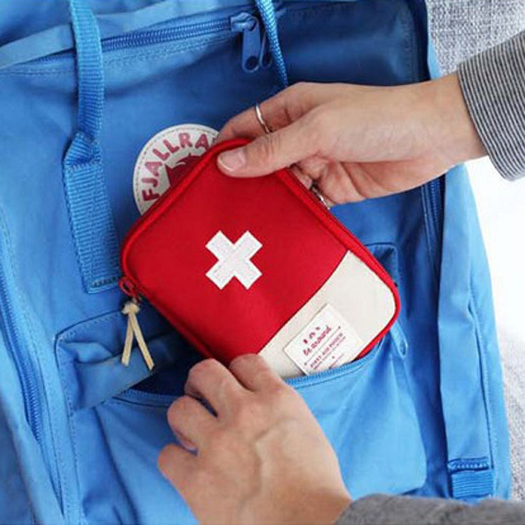 Trousse de Voyage First Aid Kit