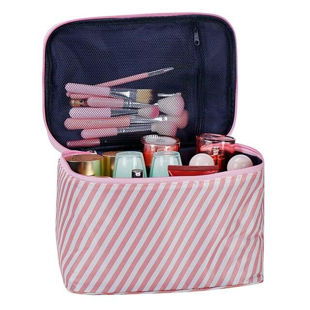 Vanité Chic pour la Toilette Féminine