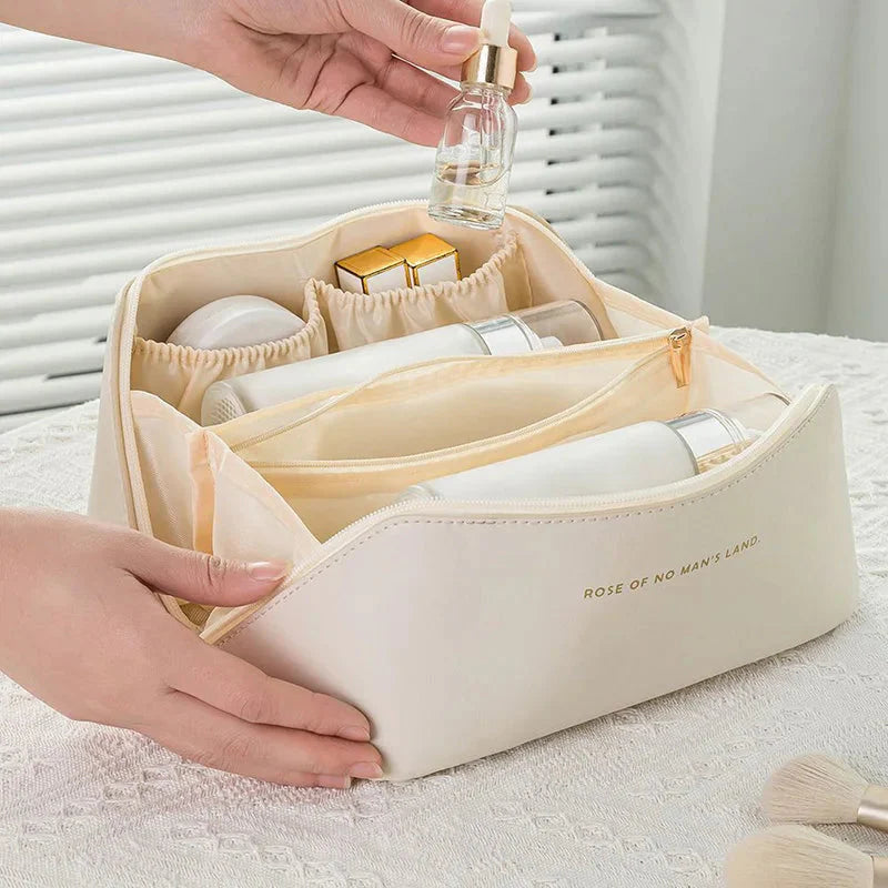 Trousse de Toilette Grand Angle Femme